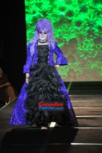 DareToWearLoveShow249