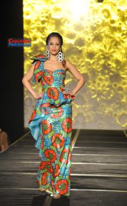 DareToWearLoveShow387