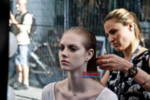 FashionWeekBackstage094