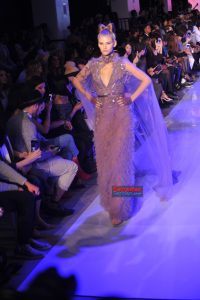 TWAmatoCouture196