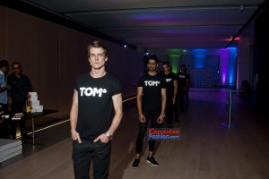 TOMParty002