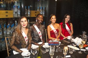 MissUniverseOpeningGala095